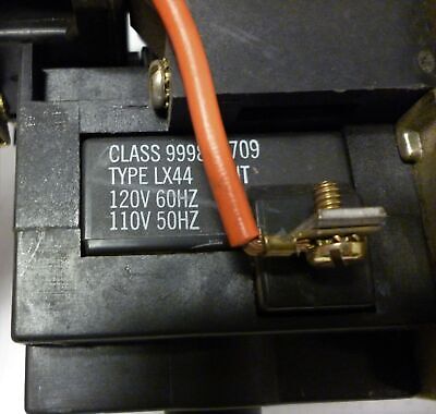 Schneider 8903LXO80 Mechanically Held Lighting Contactor