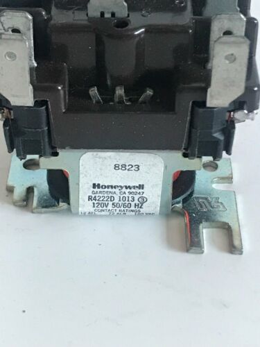 Honeywell R4222 D 1013 Switching Relay