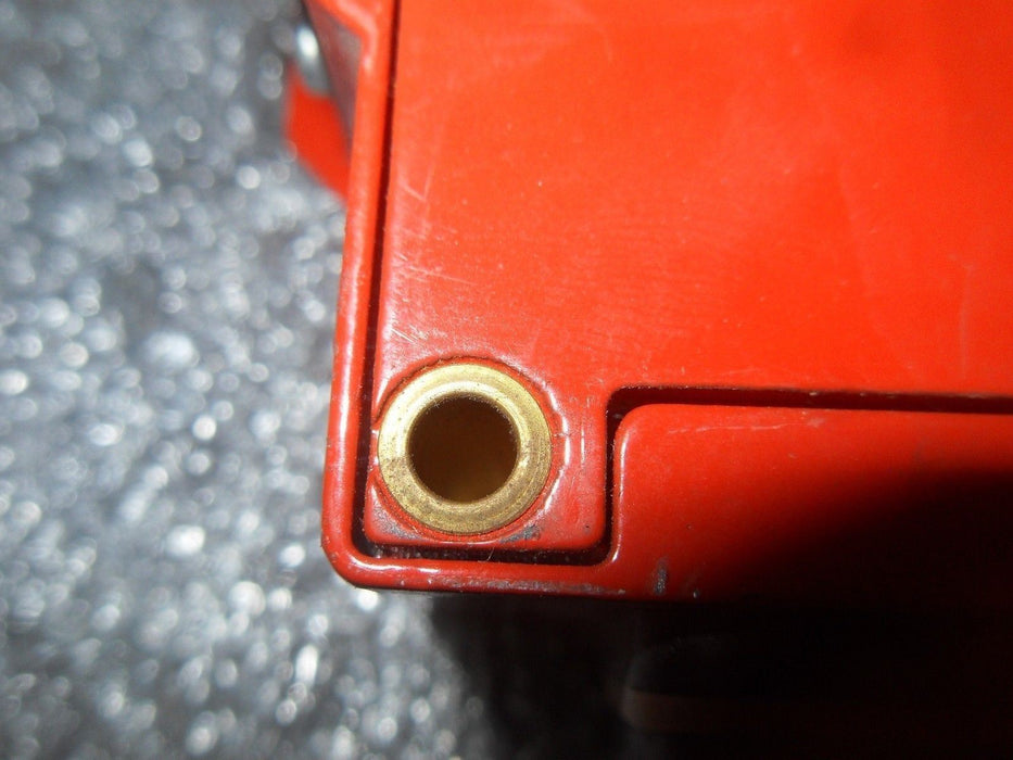 Leuze LS 85/2 SE 50000246 Throughbeam Transmitter Photoelectric Proximity Sensor
