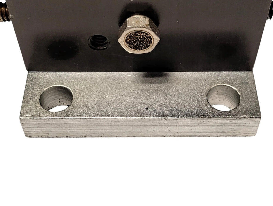 PHD ML31667 Double Rack Pneumatic Rotary Actuator w/ Lubricator