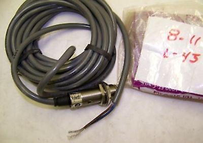 Allen-Bradley 871Tm-Dh5Ne18-Ax Proximity Switch