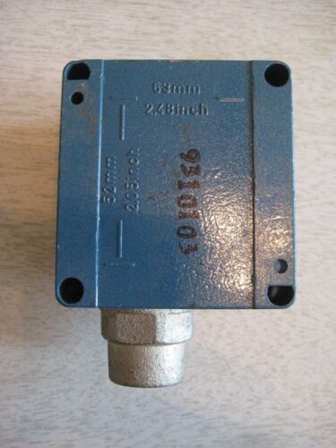 1 PMC/BETA MODEL 220 SOLID STATE VIBRATION SWITCH