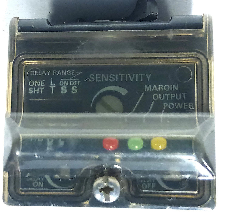 Allen-Bradley 42GTF-9002-QD 70-264 V AC/DC Photoelectric Proximity Sensor