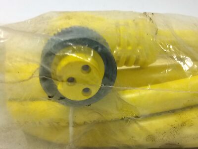 Allen-Bradley 889N-R3AFC-12F PLC Cable w/ One 3 Pin Mini Right Angle Connector