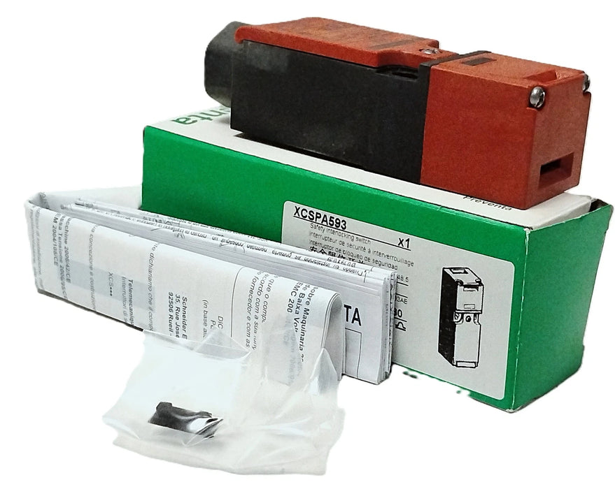 Telemecanique XCSPA593 240 V 3 A Safety Interlocking Switch