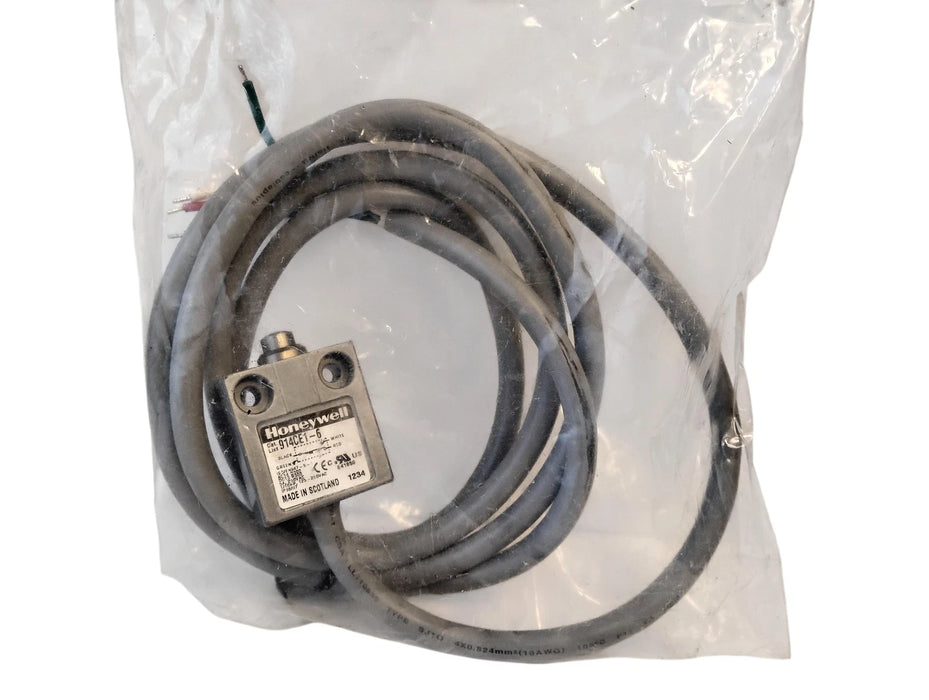 Honeywell 914CE1-6 250 V AC 5 A Top Plunger Limit Switch