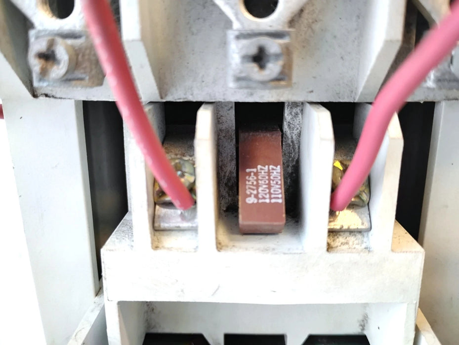 Cutler-Hammer CN55KN3A 110/120 VAC 90A Size 3 Freedom Series Reversing Contactor