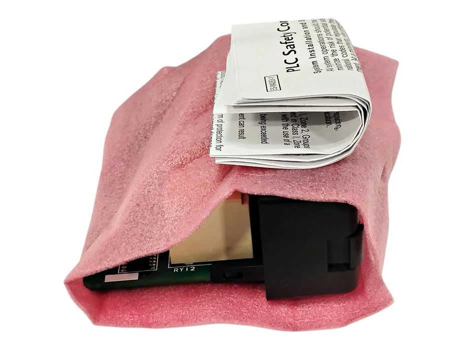 AutomationDirect D2-12TR DirectLogic DL205 6-24 VDC/6-240 VAC PLC Output Module