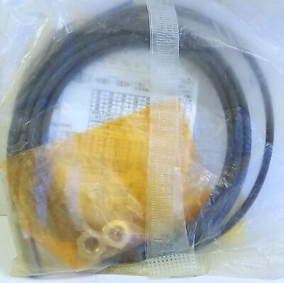 Omron E2E-X1R5F1 12-24VDC Inductive Proximity Sensor