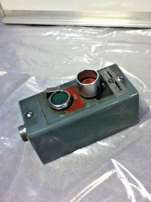 Allen-Bradley 800H-2HZ Series L Pushbutton Station