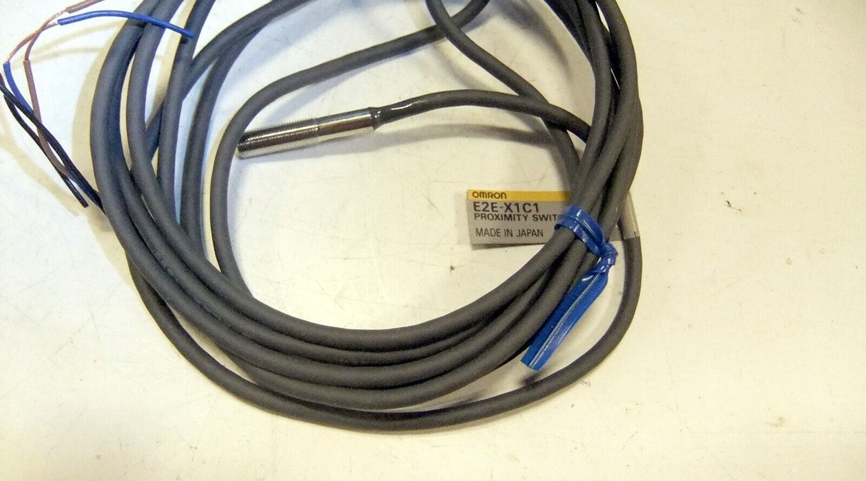 Omron E2E-X1C1 Proximity Switch