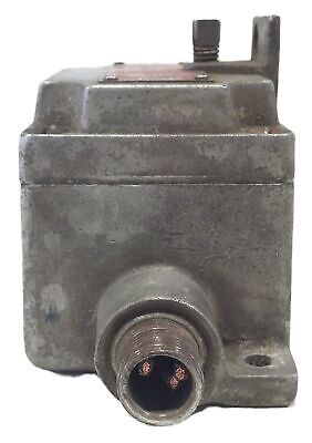 Pass & Seymour 7813-EX 3P 3PH 15A 480V 5HP Haz Location Manual Switch Controller