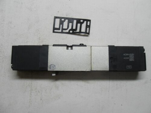 1 SMC NVFS2300-3F SOLENOID VALVE