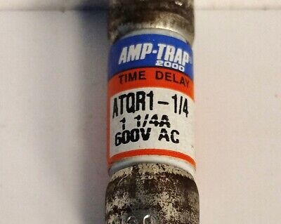 Ferraz Shawmut ATQR1-1/4 600 V AC / 300 V DC 1-1/4 A Time-Delay Fuse - Lot of 4
