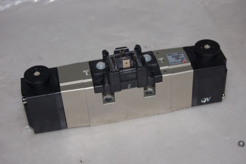 SMC VP7-6-FG-D-3Z Valve
