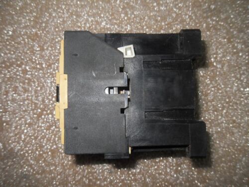 Allen-Bradley 100-A12ND3 Contactor