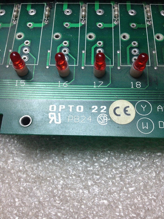 OPTO 22 PB24 Mounting Rack Module