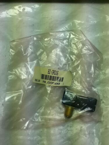 LOT OF 10 MICRO SWITCH BZ-2RQ16 SWITCHES