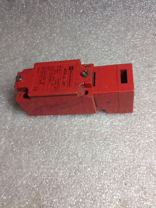 Telemecanique XCK-J7970H7 Safety Interlock Switch