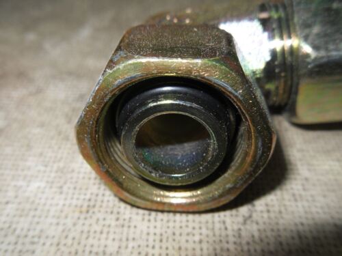 1 LOT OF 3 PARKER EW18ZLA3C ELBOW FITTINGS