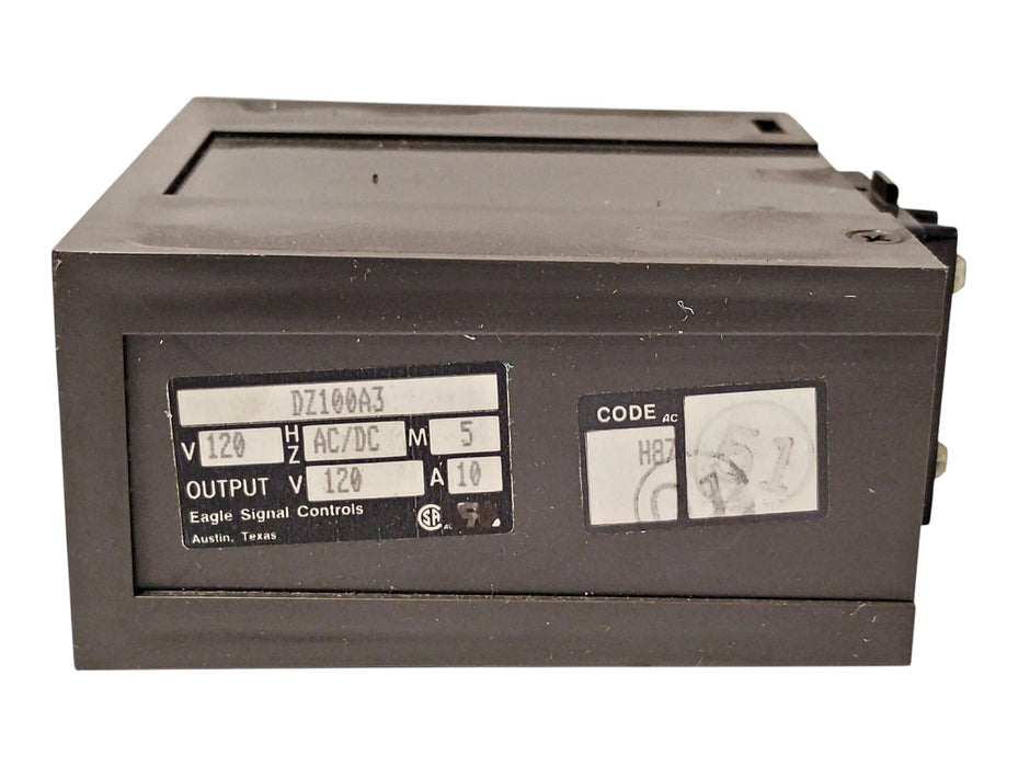 Eagle Signal DZ100A3 120 V AC/DC 10 A 2 Digit Solid State Counter Module