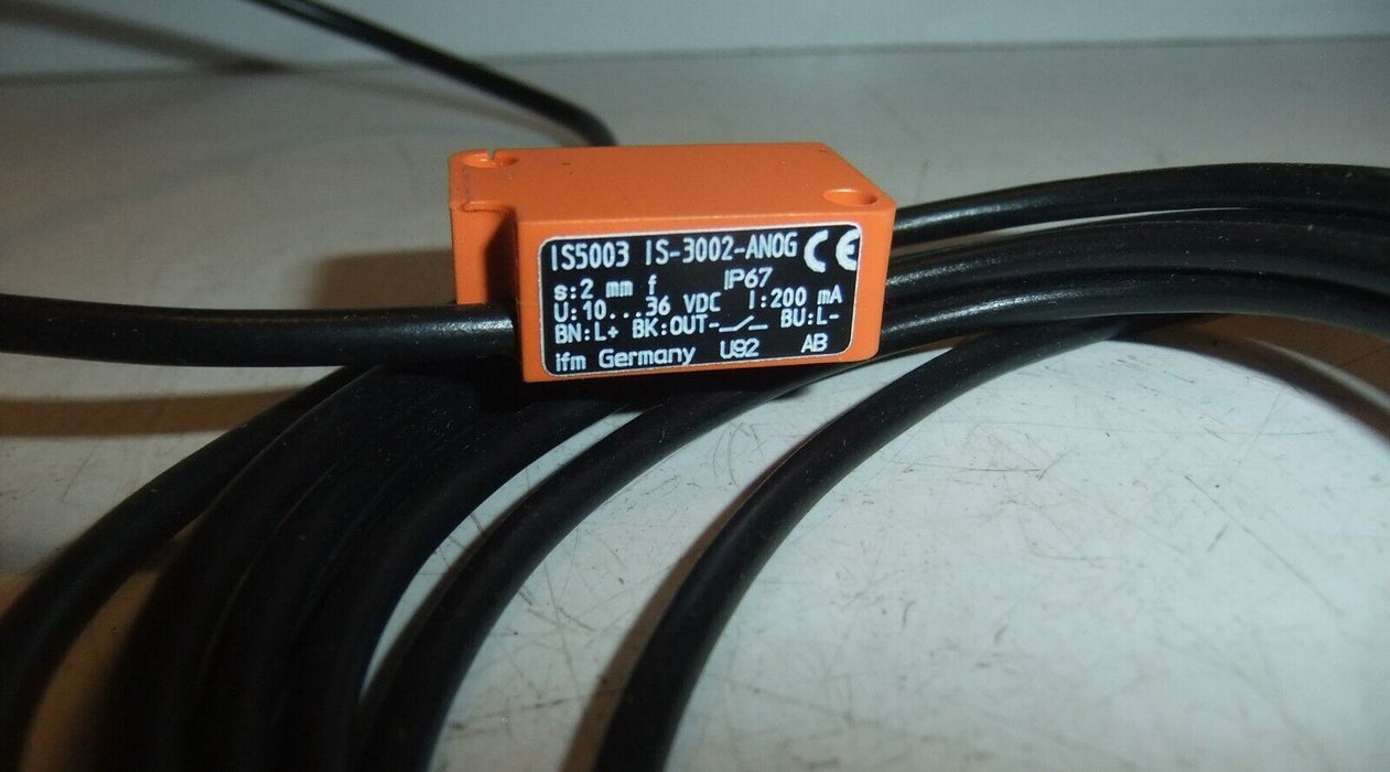 IFM IS-3002-ANOG Inductive Proximity Sensor