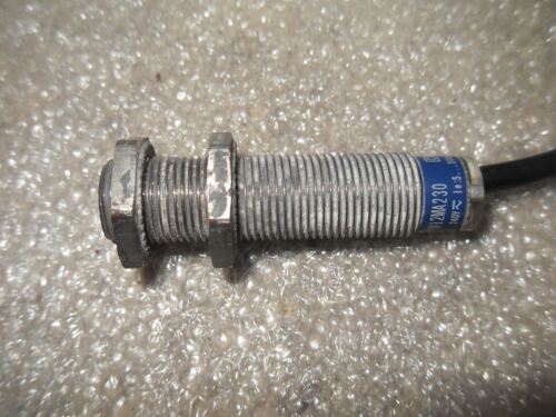 1 TELEMECANIQUE XS1M12MA230 INDUCTIVE PROXIMITY SENSOR