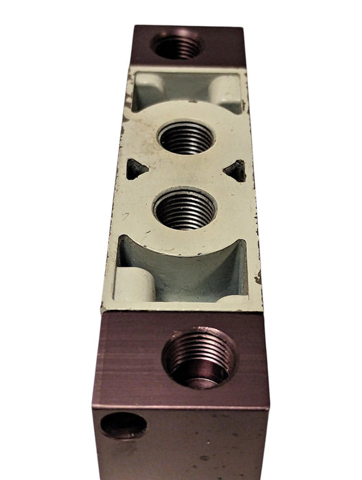 Numatics L11PP452O000000 14.5-145 psi Pneumatic Manifold