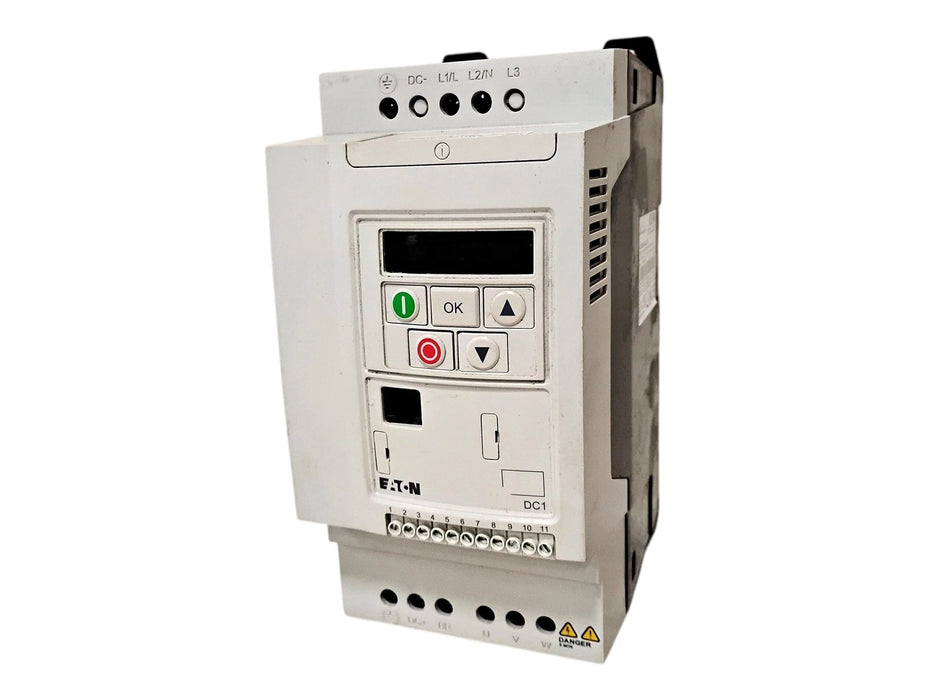 Eaton DC1-1D5D8NB-A20CE1 110-115 V 1 PH 1.5 HP 1.1 kW Variable Frequency Drive