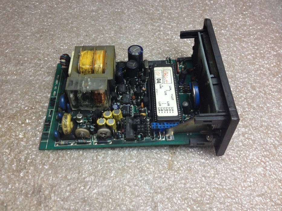 West Instruments M3100-L02-T1720-H10-C00-X00-8901 Temperature Control