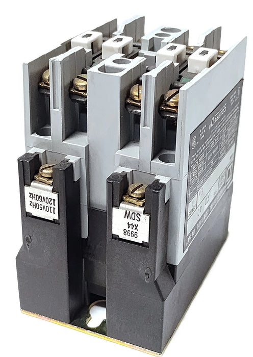 Square D 8501-XO40 600 V AC 10 A Control Relay w/ 110/120 V AC Coil