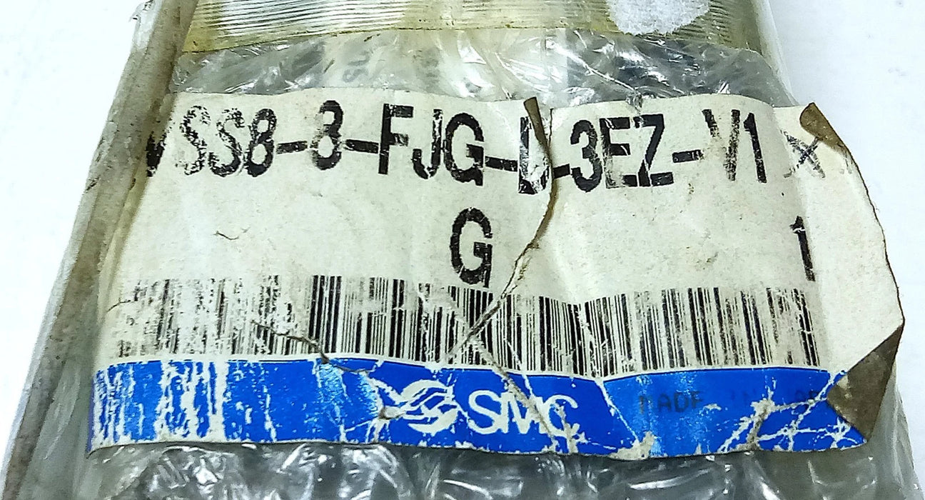 SMC VSS8-8-FJG-D-3EZ-V1 142 psi 1.0 MPa Solenoid Valve w/ 21-26 V DC Coil