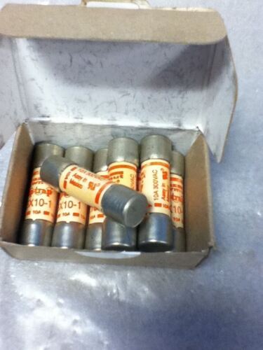 1 LOT OF 8 Ferraz Shawmut A25X10-1 FUSES