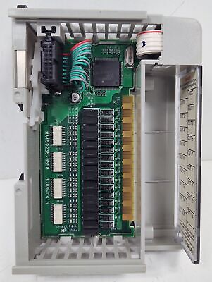 Allen-Bradley 1769-OB16 Ser B Rev 2 F/W Rev 3-1 Sourcing Output Module