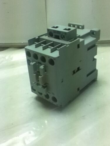 Allen-Bradley 100-C09D10 120V 9A IEC Contactor