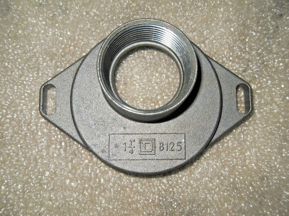 Square D B-125 Iinterchangeable Raintight Hub 1 1/4"