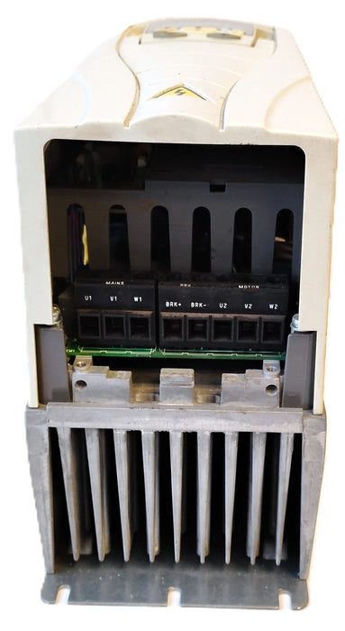 ABB ACS550-U1-04A1-4 380-480 V AC 2 HP AC Drive