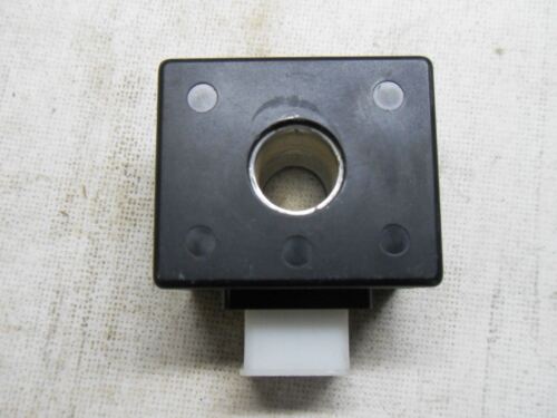 IFM Efector IZ5032 Proximity Switch