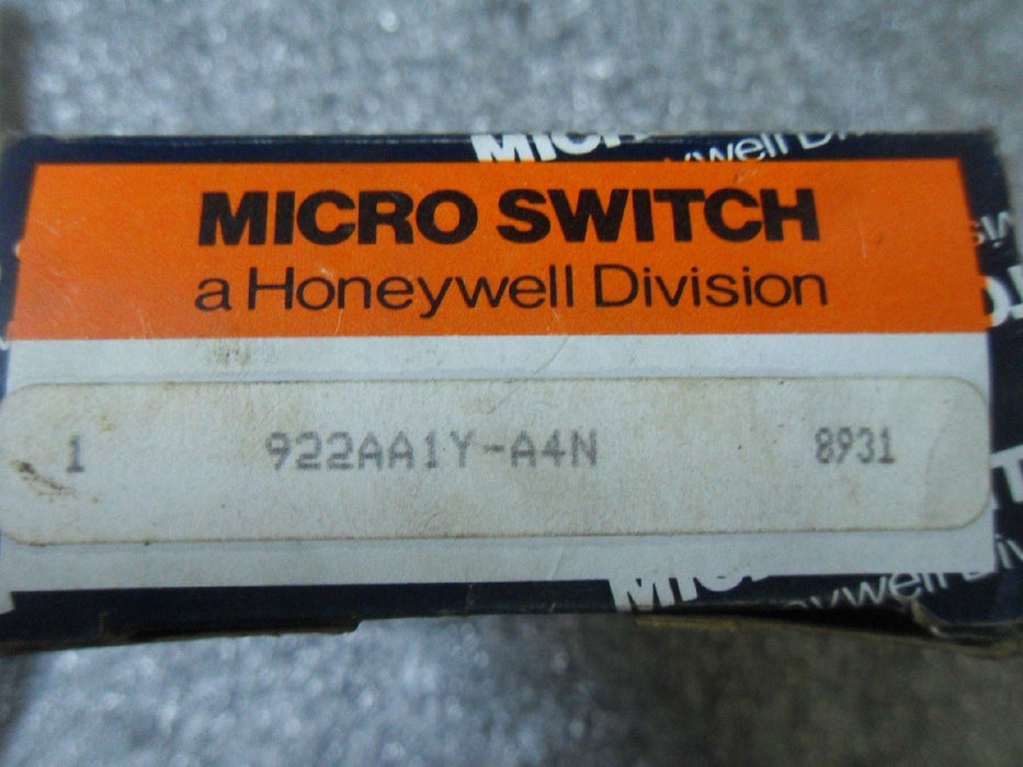 Honeywell MICRO SWITCH 922AA1Y-A4N Proximity Switch