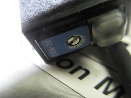 Keyence PZ-M33 Photoelectric Sensor
