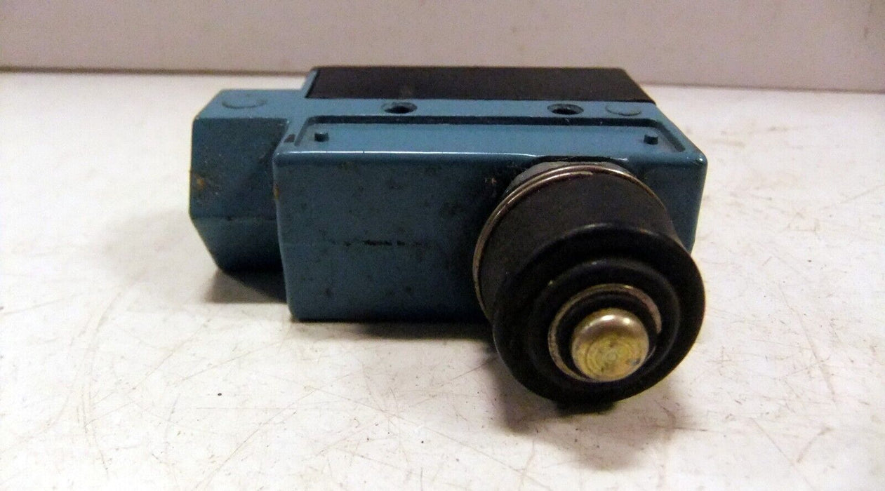 Micro Switch BZE6-2RN Limit Switch