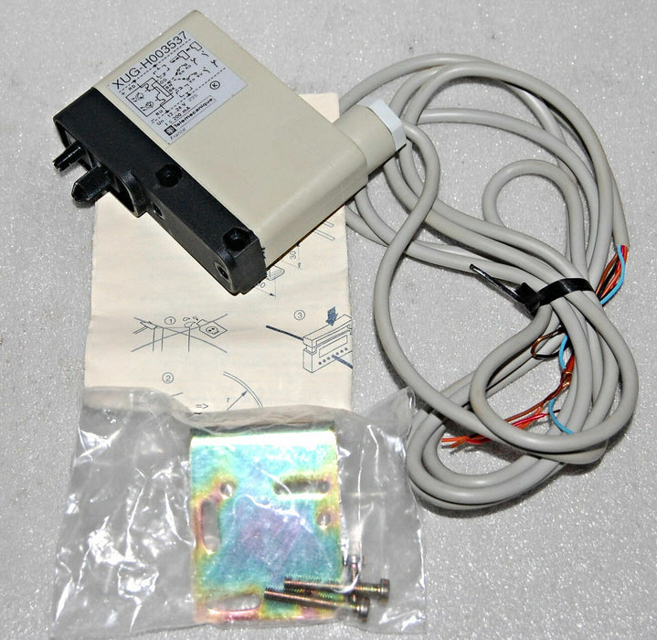 TELEMECANIQUE XUG-H003537 PHOTOELECTRIC DC AMPLIFIER