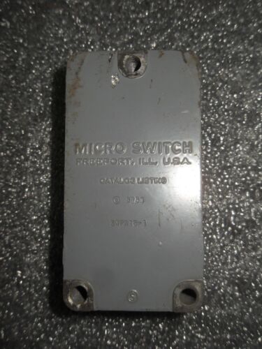 1 MICRO SWITCH 54PA18-1 PLUG IN LIMIT SWITCH