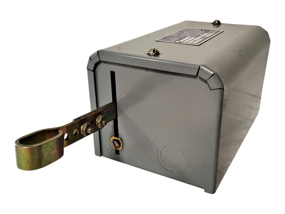 Square D 9038-AG1 Mechanical Alternator Open Tank Liquid Level Switch