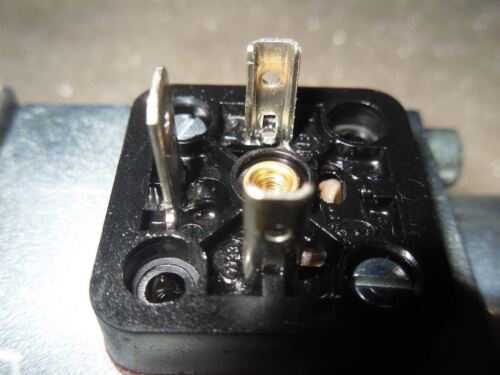 1 Bosch 0 811 402 023 PROPORTIONAL PRESSURE RELIEF VALVE