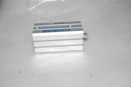 SMC CYLINDER MQQTB16-40D