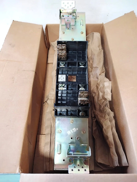 GE AMC4SE 600 V 300 A Spectra Series Circuit Breaker Module