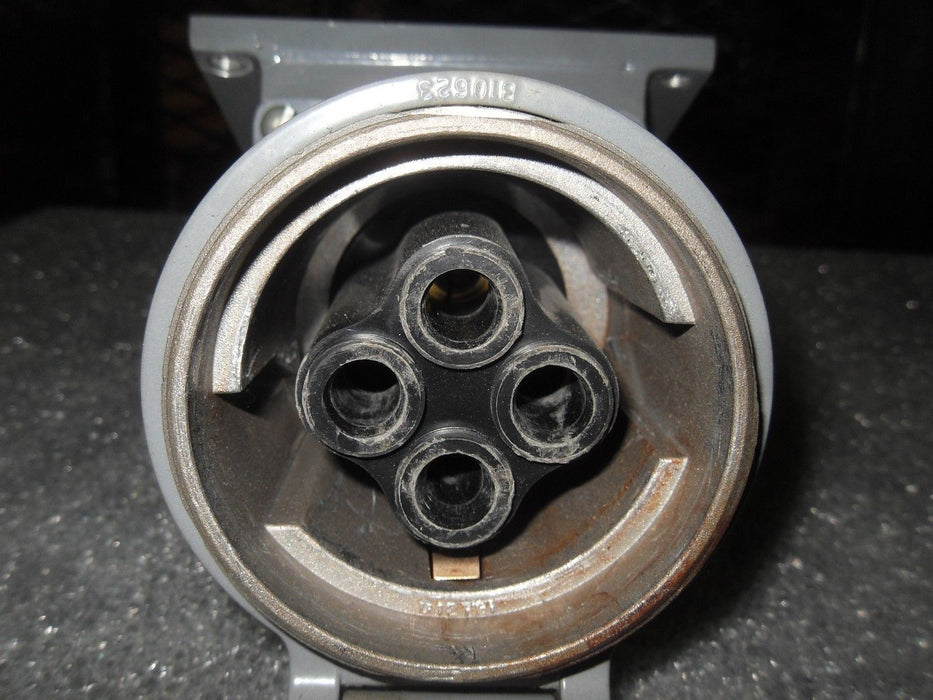 1 T&B RUSSELLSTOLL 8424-72 100A 250V/480VAC RECEPTACLE