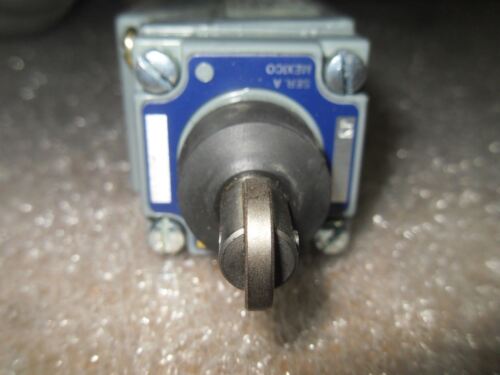 1 Square D 9007C54DY1905 LIMIT SWITCH