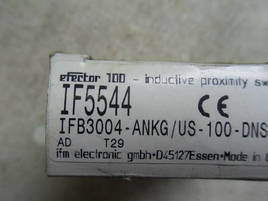 IFM Efector If5544 Proximity Switch